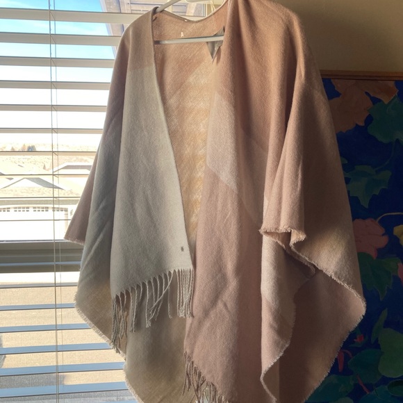 Soia and Kyo Wrap - Picture 4 of 6